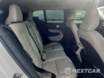 Zdjęcie 11 z 14 samochodu: 2022 VOLVO XC40 T4 MOMENTUM VIN:YV4AC2HK8N2721642 - miniatura