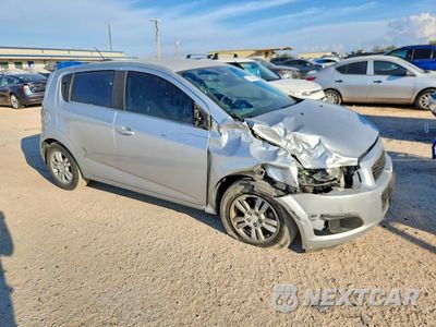 Czwarte zdjęcie samochodu z boku: 2016 CHEVROLET SONIC LT VIN:1G1JC6SB5G4103603 - miniatura