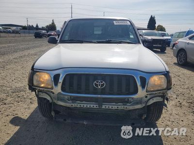 Piąte zdjęcie samochodu w środku: 2003 TOYOTA TACOMA BASE VIN:5TEVL52NX3Z210967 - miniatura