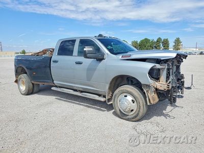 Czwarte zdjęcie samochodu z boku: 2024 RAM 3500 TRADESMAN VIN:3C63RRGJ1RG128978 - miniatura