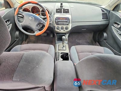 Zdjęcie 8 z 12 samochodu: 2003 NISSAN ALTIMA 2.5 S VIN:1N4AL11E53C108585 - miniatura