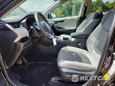 Zdjęcie 7 z 14 samochodu: 2025 TOYOTA RAV4 XLE VIN:2T3P1RFV7SC506931 - miniatura