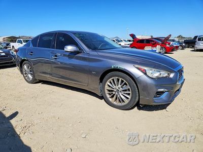 Czwarte zdjęcie samochodu z boku: 2018 INFINITI Q50 2.0T LUXE VIN:JN1CV7AP9JM241202 - miniatura
