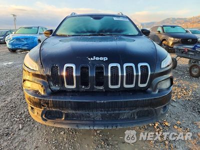 Piąte zdjęcie samochodu w środku: 2015 JEEP CHEROKEE LATITUDE VIN:1C4PJLCB1FW531708 - miniatura