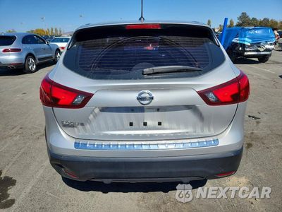Zdjęcie 6 z 13 samochodu: 2017 NISSAN ROGUE SPORT S VIN:JN1BJ1CP4HW029453 - miniatura