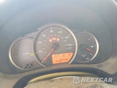 Zdjęcie 9 z 13 samochodu: 2012 TOYOTA YARIS 5-DOOR LE VIN:JTDKTUD39CD529858 - miniatura