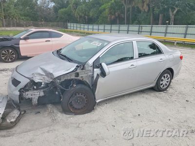 2010 TOYOTA COROLLA LE 1NXBU4EE5AZ180980 - główne zdjęcie licytacji z USA - miniatura