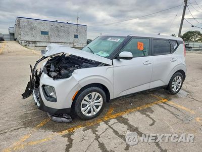 2020 KIA SOUL LX KNDJ23AU9L7727392 - główne zdjęcie licytacji z USA - miniatura