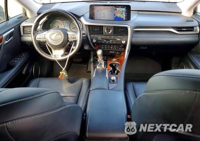 Zdjęcie 8 z 13 samochodu: 2021 LEXUS RX 350 VIN:JTJHZMDA5M2050922 - miniatura