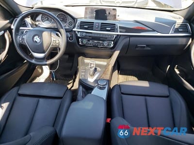 Zdjęcie 8 z 12 samochodu: 2017 BMW 330 XI VIN:WBA8D9G32HNU64740 - miniatura