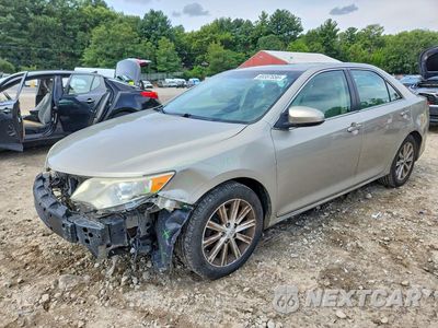 2014 TOYOTA CAMRY XLE 4T4BF1FKXER404155 - główne zdjęcie licytacji z USA - miniatura