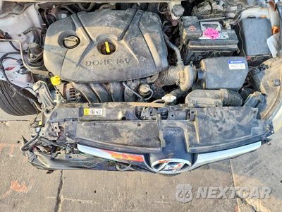 Zdjęcie 11 z 12 samochodu: 2014 HYUNDAI ELANTRA VIN:KMHDH4AE3EU165029 - miniatura