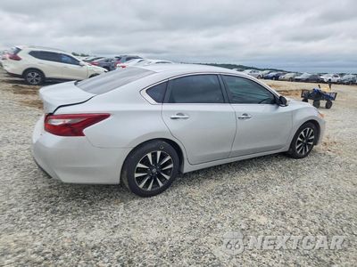 Trzecie zdjęcie samochodu z tyłu: 2018 NISSAN ALTIMA 2.5 SL VIN:1N4AL3AP5JC194653 - miniatura