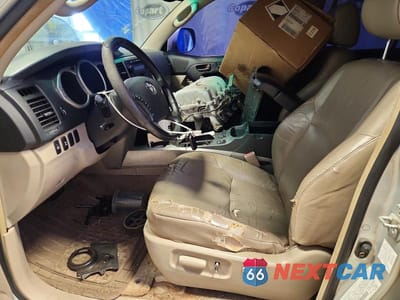 Zdjęcie 7 z 13 samochodu: 2003 TOYOTA 4RUNNER LIMITED VIN:JTEBT17R930012416 - miniatura