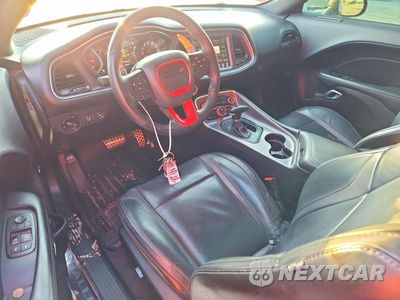 Zdjęcie 8 z 12 samochodu: 2016 DODGE CHALLENGER R/T VIN:2C3CDZBT2GH214009 - miniatura