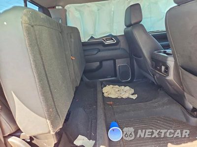 Zdjęcie 10 z 12 samochodu: 2023 CHEVROLET SILVERADO K1500 RST VIN:3GCUDEE88PG149358 - miniatura