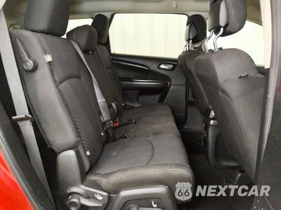 Zdjęcie 11 z 13 samochodu: 2017 DODGE JOURNEY SE VIN:3C4PDCAB1HT705781 - miniatura
