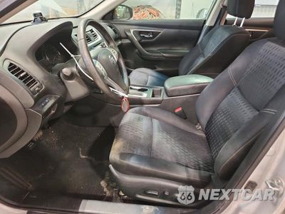 Zdjęcie 7 z 12 samochodu: 2016 NISSAN ALTIMA 2.5 SV VIN:1N4AL3AP4GC197925 - miniatura