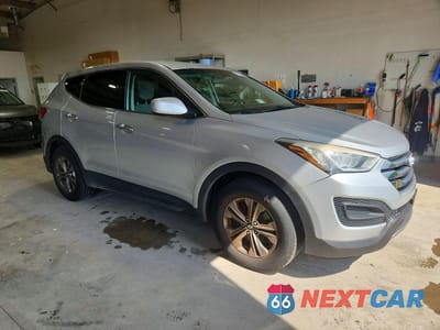 Czwarte zdjęcie samochodu z boku: 2016 HYUNDAI SANTA FE SPORT 2.4L VIN:5XYZTDLB4GG319246 - miniatura