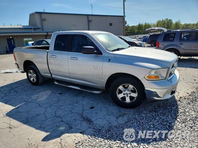 Czwarte zdjęcie samochodu z boku: 2009 DODGE RAM 1500 VIN:1D3HB18P79S772444 - miniatura