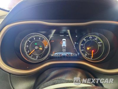 Zdjęcie 9 z 13 samochodu: 2018 JEEP CHEROKEE LIMITED VIN:1C4PJMDX6JD513192 - miniatura