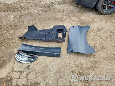 Zdjęcie 12 z 13 samochodu: 2015 MERCEDES-BENZ E 350 4MATIC VIN:WDDHF8JB7FB088001 - miniatura