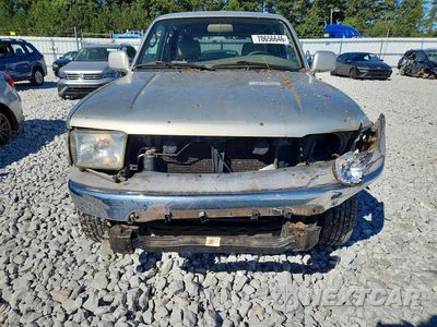 Piąte zdjęcie samochodu w środku: 1999 TOYOTA 4RUNNER SR5 VIN:JT3GN86R2X0121340 - miniatura