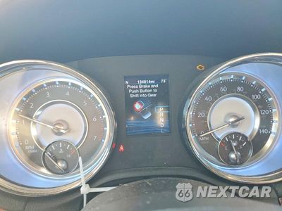 Zdjęcie 9 z 12 samochodu: 2012 CHRYSLER 300 LIMITED VIN:2C3CCACG6CH193133 - miniatura