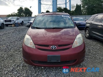 Piąte zdjęcie samochodu w środku: 2009 TOYOTA SIENNA VIN:5TDZK23C09S255552 - miniatura
