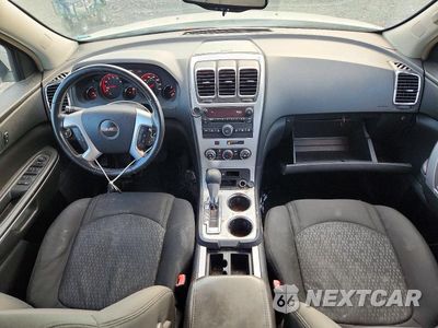 Zdjęcie 8 z 13 samochodu: 2008 GMC ACADIA SLE VIN:1GKEV13798J223959 - miniatura