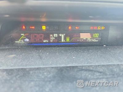 Zdjęcie 9 z 12 samochodu: 2013 TOYOTA PRIUS V THREE VIN:JTDZN3EU7D3240169 - miniatura