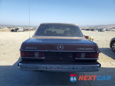 Zdjęcie 6 z 12 samochodu: 1985 MERCEDES-BENZ 300 DT VIN:WDBAB33C9FA209454 - miniatura
