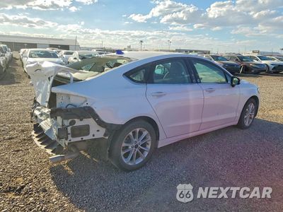 Trzecie zdjęcie samochodu z tyłu: 2019 FORD FUSION SE VIN:3FA6P0HD6KR277726 - miniatura