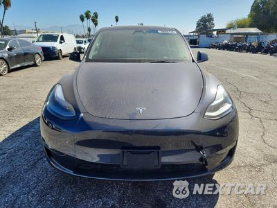 Piąte zdjęcie samochodu w środku: 2024 TESLA MODEL Y VIN:7SAYGDEE3RA238840 - miniatura
