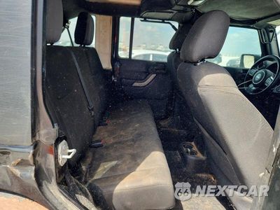 Zdjęcie 10 z 12 samochodu: 2018 JEEP WRANGLER UNLIMITED SPORT VIN:1C4BJWDG1JL931641 - miniatura