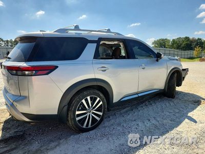Trzecie zdjęcie samochodu z tyłu: 2024 NISSAN PATHFINDER PLATINUM VIN:5N1DR3DJXRC300647 - miniatura