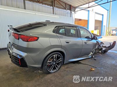 Trzecie zdjęcie samochodu z tyłu: 2026 B M W X SERIES X2 4D SUV 28I XDRIVE MSPORT VIN:WBX63GM02T5500904 - miniatura