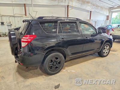 Trzecie zdjęcie samochodu z tyłu: 2010 TOYOTA RAV4 BASE VIN:JTMBF4DVXAD027415 - miniatura