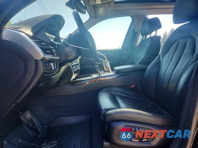 Zdjęcie 7 z 13 samochodu: 2015 BMW X5 XDRIVE35D VIN:5UXKS4C52F0N07555 - miniatura