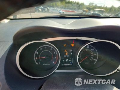 Zdjęcie 9 z 12 samochodu: 2013 MITSUBISHI OUTLANDER SE VIN:JA4JT3AW8DU014270 - miniatura