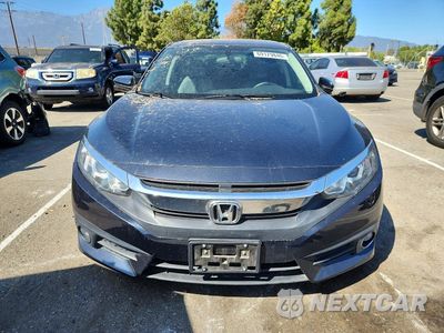 Piąte zdjęcie samochodu w środku: 2018 HONDA CIVIC EX VIN:JHMFC1F31JX032472 - miniatura