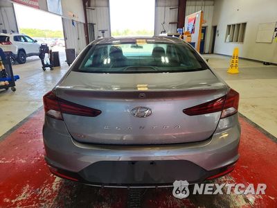 Zdjęcie 6 z 12 samochodu: 2019 HYUNDAI ELANTRA SE VIN:KMHD74LF2KU882591 - miniatura