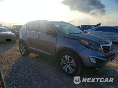 Czwarte zdjęcie samochodu z boku: 2013 KIA SPORTAGE EX VIN:KNDPC3A29D7508410 - miniatura