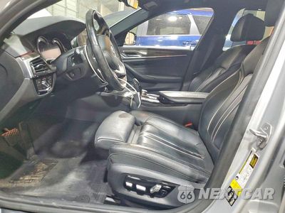 Zdjęcie 7 z 13 samochodu: 2018 BMW 530 XI VIN:WBAJA7C50JG909346 - miniatura