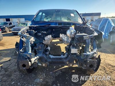 Piąte zdjęcie samochodu w środku: 2019 RAM 1500 BIG HORN/LONE STAR VIN:1C6RRFFG4KN819191 - miniatura