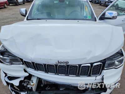 Zdjęcie 12 z 13 samochodu: 2018 JEEP GRAND CHEROKEE LIMITED VIN:1C4RJFBG4JC326210 - miniatura