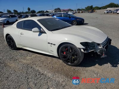 Czwarte zdjęcie samochodu z boku: 2014 MASERATI GRANTURISMO S VIN:ZAM45VLA6E0079455 - miniatura