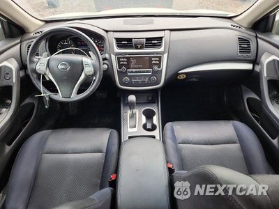 Zdjęcie 8 z 13 samochodu: 2017 NISSAN ALTIMA 2.5 SR VIN:1N4AL3AP6HC294514 - miniatura