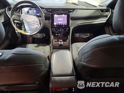 Zdjęcie 8 z 13 samochodu: 2025 JEEP GRAND CHEROKEE L LAREDO VIN:1C4RJKAG4S8655598 - miniatura