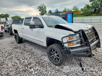 Czwarte zdjęcie samochodu z boku: 2015 CHEVROLET SILVERADO K2500 HEAVY DUTY LTZ VIN:1GC1KWE85FF513444 - miniatura